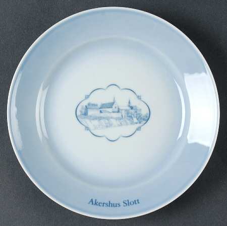 Bing & Grondahl Akershus Slott Plate - No Box