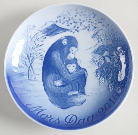 Mother's Day Plate Chimpanzee And Baby - Boxed