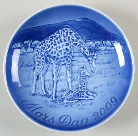 Mother's Day Plate Giraffe With Calf - Boxed