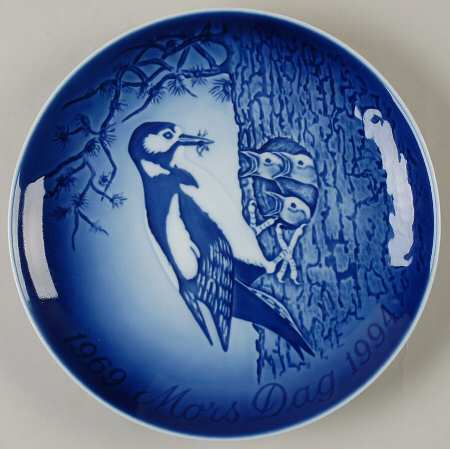 Mothers Day Plate-Jubilee Woodpecker & Chicks - Boxed