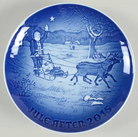 Annual Christmas Plate Santa's Presents - Boxed