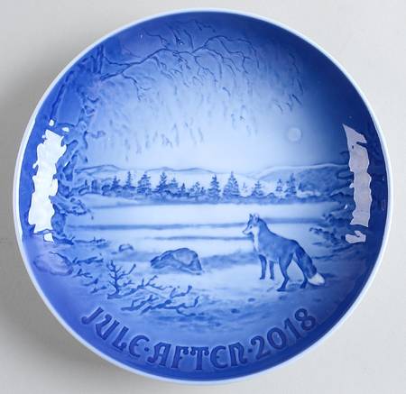 Annual Christmas Plate Winter Scene - Boxed