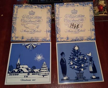 Blue Delft Christmas Tile Winter Scene - With Box