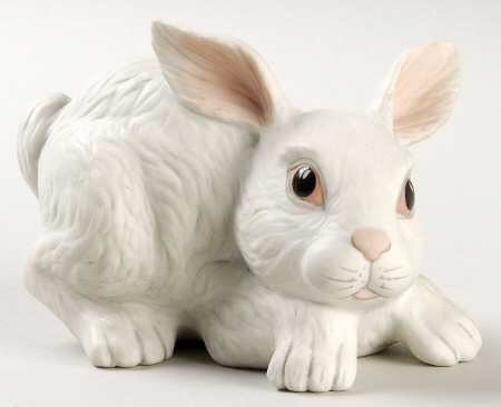 Boehm Animals Rabbit-Playing-White - No Box