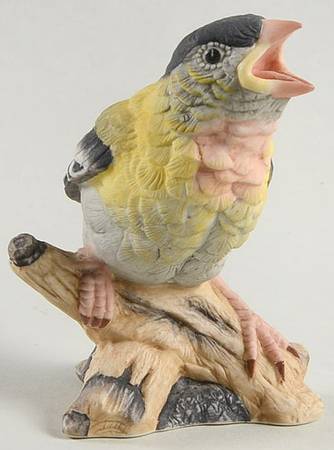 Boehm Birds Fledgling Goldfinch - No Box Nb1153