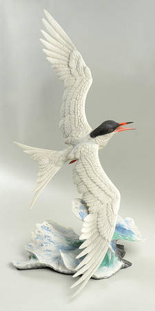 Boehm Birds Fosters Tern-On The Wing - No Box