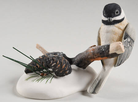 Boehm Birds Chickadee W/Pinecones - No Box