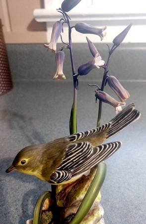 Boehm Birds Pine Warbler With Bluebells - No Box Nb1149