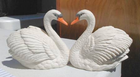 Boehm Birds Romance Swans - No Box
