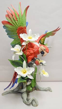 Boehm Birds Sabra Scarlet Macaw - No Box