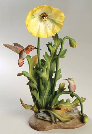 Boehm Birds Rufous Hummingbird On Icelandic Poppy - No Box
