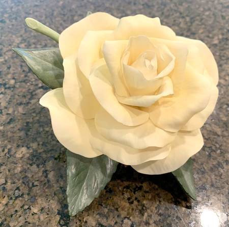 Flower Sculptures Golden Girl Rose - No Box