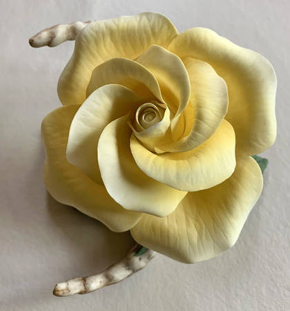 Flower Sculptures Casanova-All American Rose - No Box