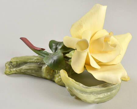 Flower Sculptures Anniversary Rose-Yellow - No Box