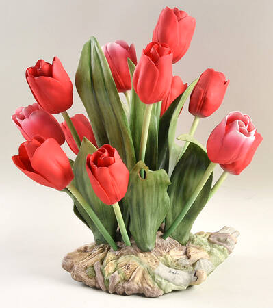 Flower Sculptures Tulips Red - No Box 258