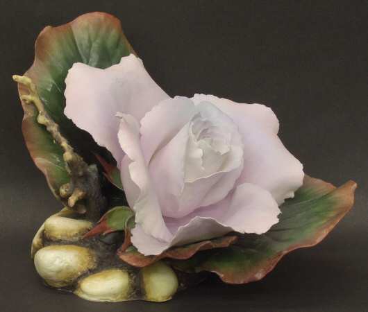 Flower Sculptures Angel Face Rose W/Bergenia Leaves - No Box
