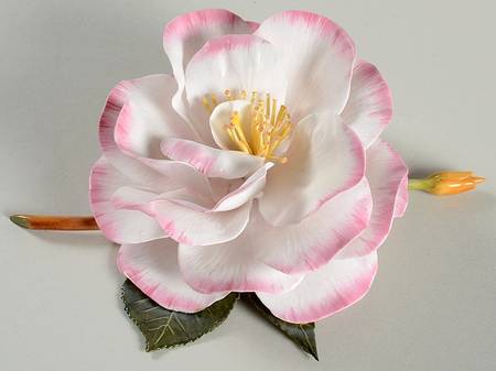 Flower Sculptures Betty Sheffield Camelia - No Box