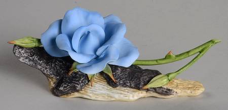 Flower Sculptures Rainbow Rose Blue  - No Box