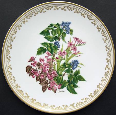 Bouquet of Blossoms & Berries Warm Days Bouquet - Boxed