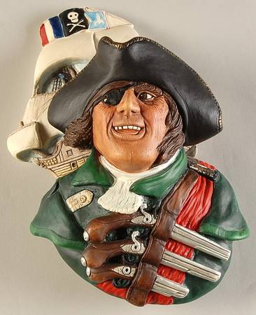 Character Head Plaques Captain Pierre Le Grand - No Box
