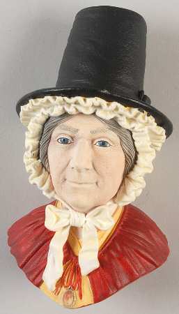 Character Head Plaques Welsh Lady - No Box 42