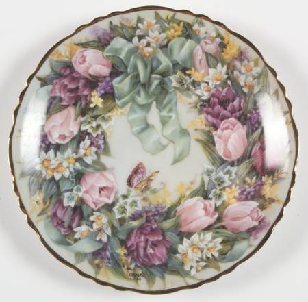 Floral Greetings Circle Of Beauty - No Box