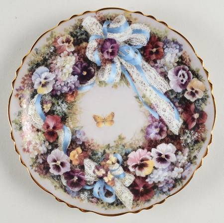 Floral Greetings Circle Of Joy - No Box