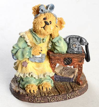 The Bearstone Collection Momma Gultrip-Call Your Mom - Boxed