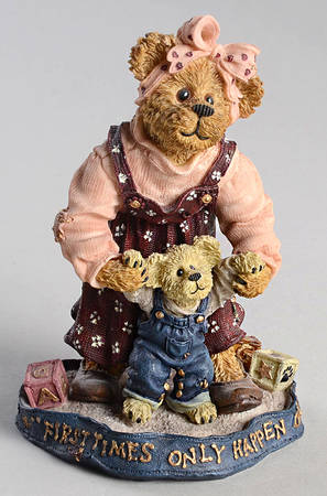 The Bearstone Collection Momma With Taylor-First Steps - Boxed