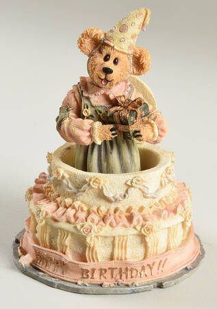 The Bearstone Collection Gypsy Rose - Surprise - No Box
