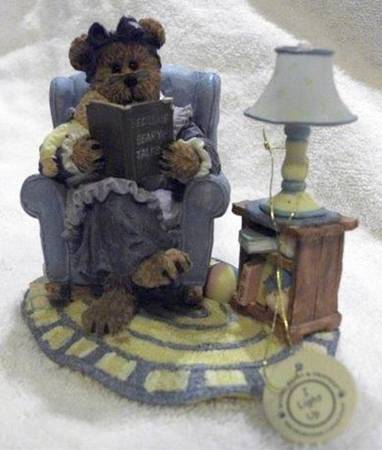 The Bearstone Collection Nanny & Tristan-Lighted - Boxed