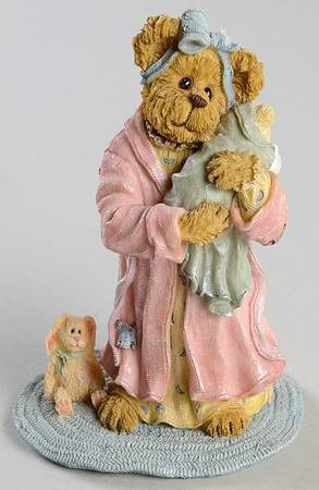 The Bearstone Collection Mommy Bearhugs With Baby Bundles-Late Ni - No Box