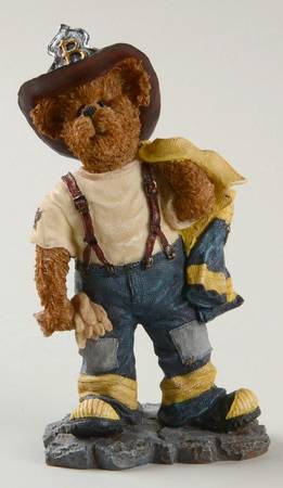 The Bearstone Collection Russ Q McBearsley - Boxed