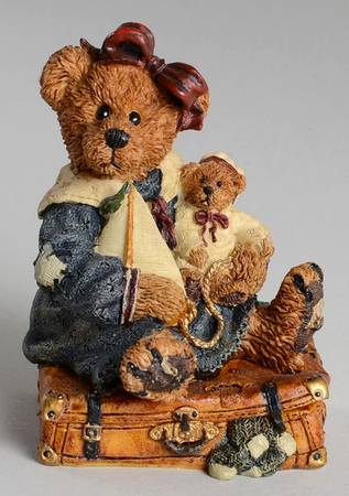 The Bearstone Collection Bailey Bear With Suitcase - Boxed