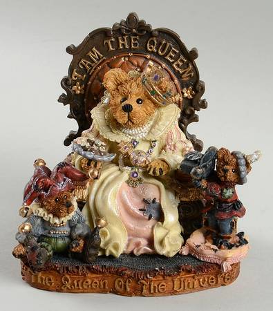 The Bearstone Collection Rosencrantz & Guildersern I Am The Queen - Boxed