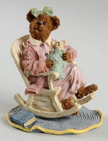The Bearstone Collection Momma McNewbear With Babykins Rock A Bye - Boxed
