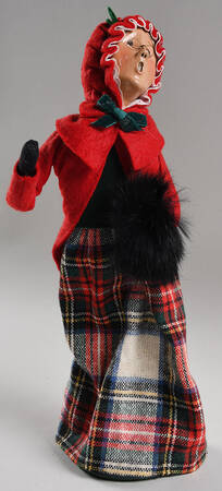Traditional Assorted Carolers Grandmother With Muff,Red Coat,Plaid  - No Box Nb1741
