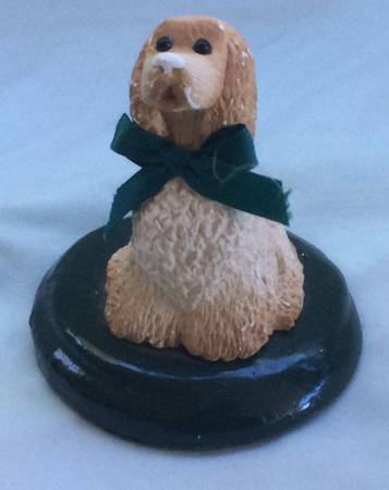 Singing Dogs Spaniel With Green Bow - No Box