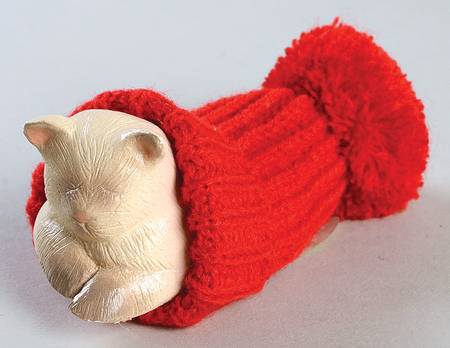 Singing Cats Cat Sleeping In Red Knit Hat - No Box