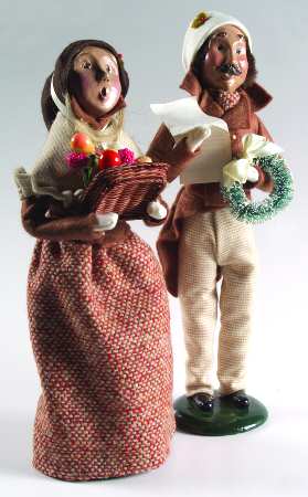 Traditional Assorted Carolers Man & Woman-Brown - No Box
