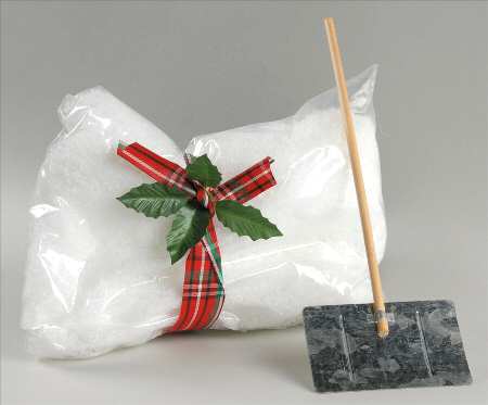 Accessories Snow & Shovel - No Box
