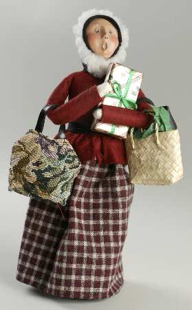 Traditional Assorted Carolers Traveler With Gifts - No Box