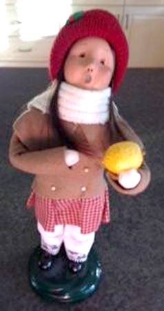 Traditional Assorted Carolers Girl With Lemon-Brown Coat - Nb1102, No Box