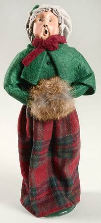 Traditional Assorted Carolers Woman With Muff-Green Coat - Nb735, No Box