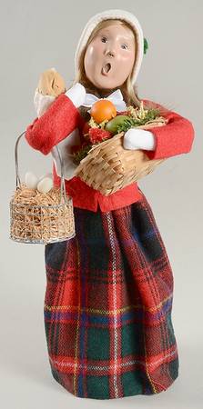 Traditional Assorted Carolers Shopper Woman With Fruit Bread & Eggs - No Box 420