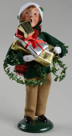 Traditional Assorted Carolers Boy Shopper With Presents And Garland - Nb955, No Box