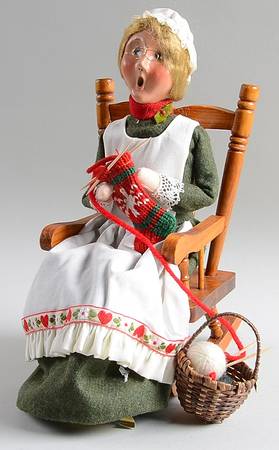 Winterthur Woman Knitting - No Box