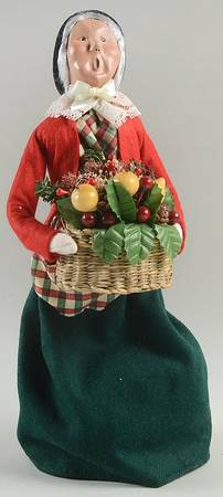 Traditional Assorted Carolers Grandmother With Fruit Basket-Red Coat - No Box Nb1171