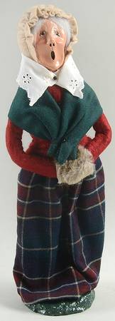 Traditional Assorted Carolers Woman With Grey Muff-Red Coat/Green Scar - No Box Nb1319