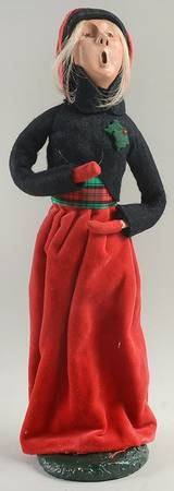 Traditional Assorted Carolers Woman With Black Coat/Red Skirt - No Box Nb1318